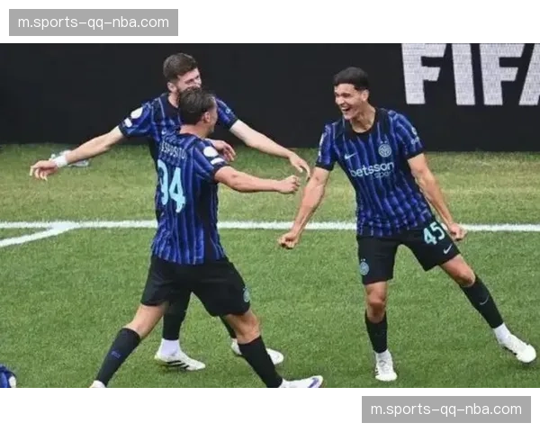 齐沃力挺博尼小图拉姆组合 国米新援锋线搭档展现化学反应